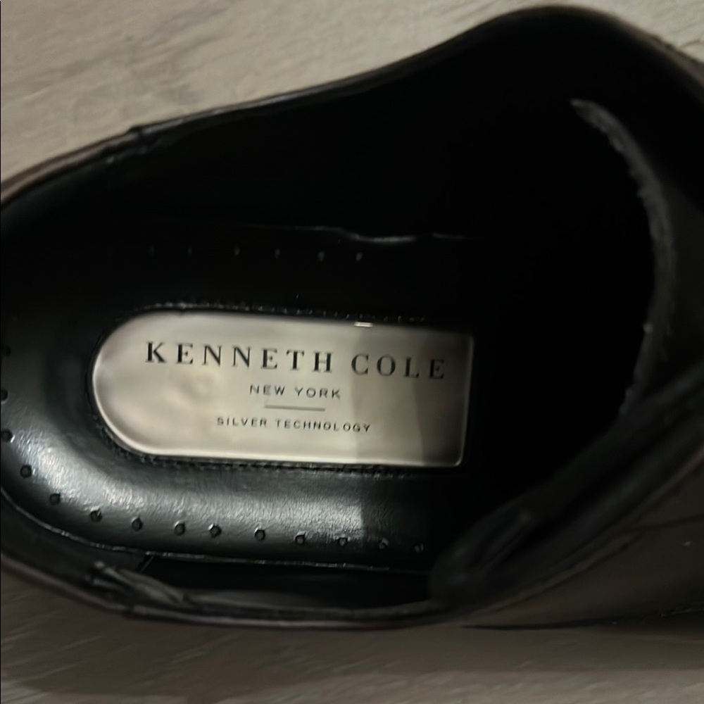 Kenneth Cole Black Leather Oxfords Classic Formal Design - Picture 2 of 4